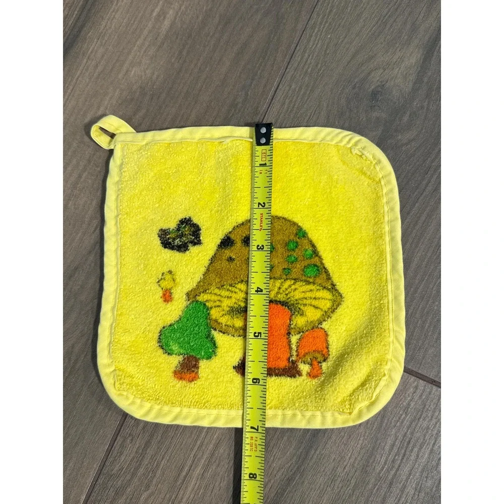 Vintage 1970s Mushroom Terry Cloth Potholder